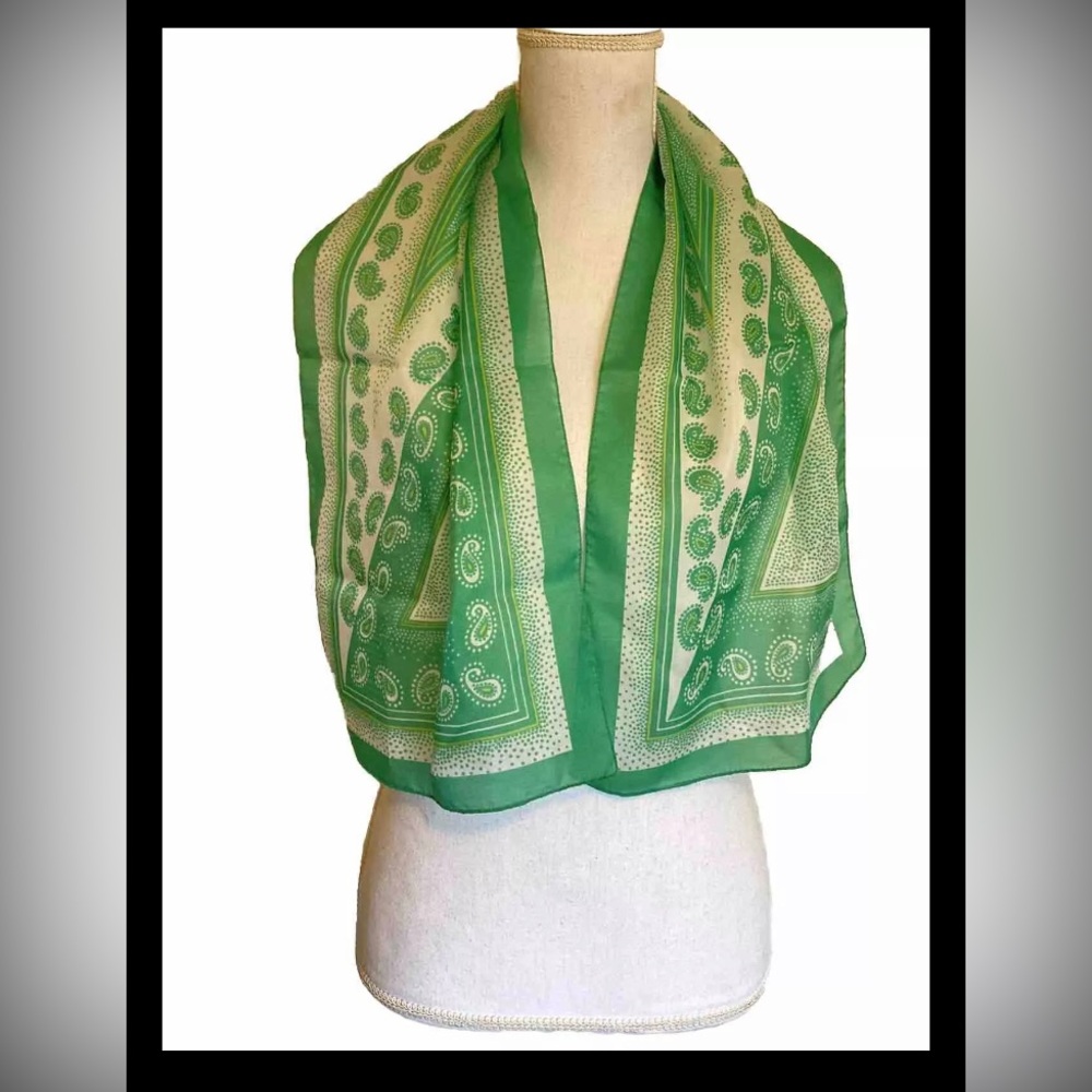 Green White Triangle Paisley Rectangle Scarf  12.5” X 43.5”